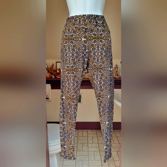 NWOT LuLaRoe Tall & Curvy leggings T&C PLUS SIZE Black Yellow Grey Paisley XXXL - Picture 1 of 16